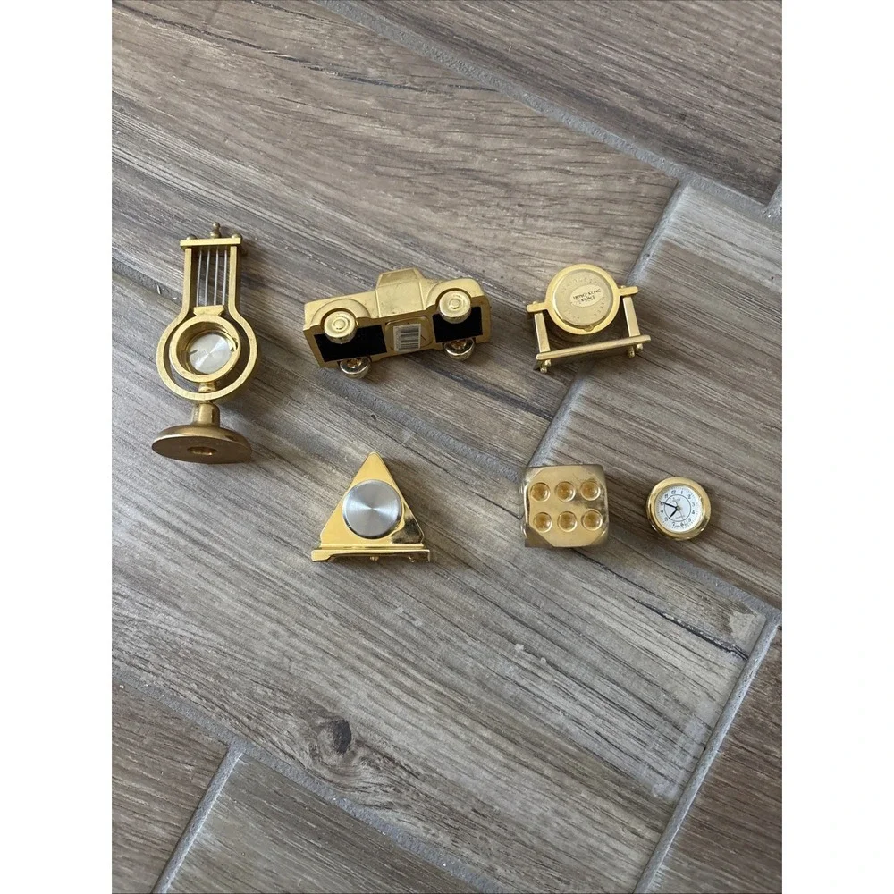 Lot Of 5 Miniature Clocks ( Not Tested) Card, Dice, Smiley Face Clock